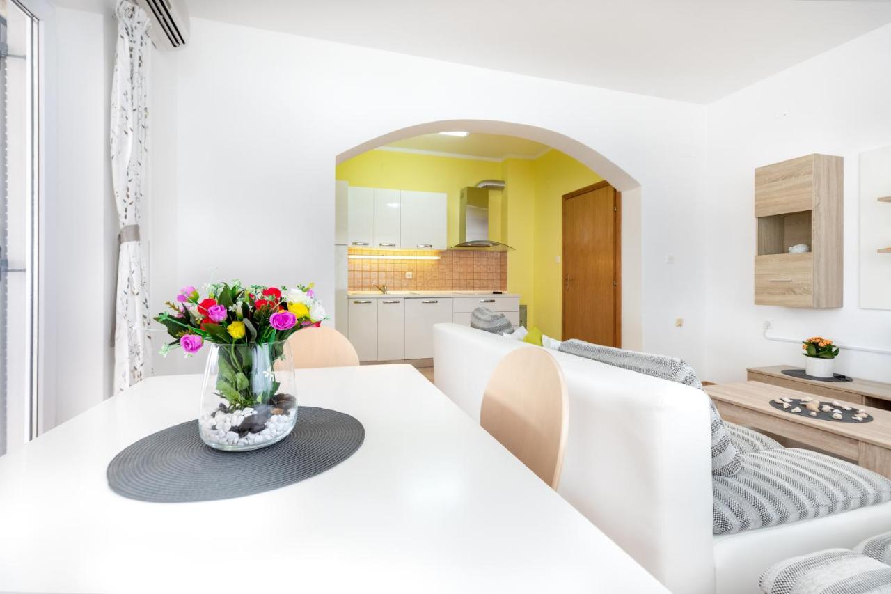 Apartments Villa Maja Rogoznica  Eksteriør billede