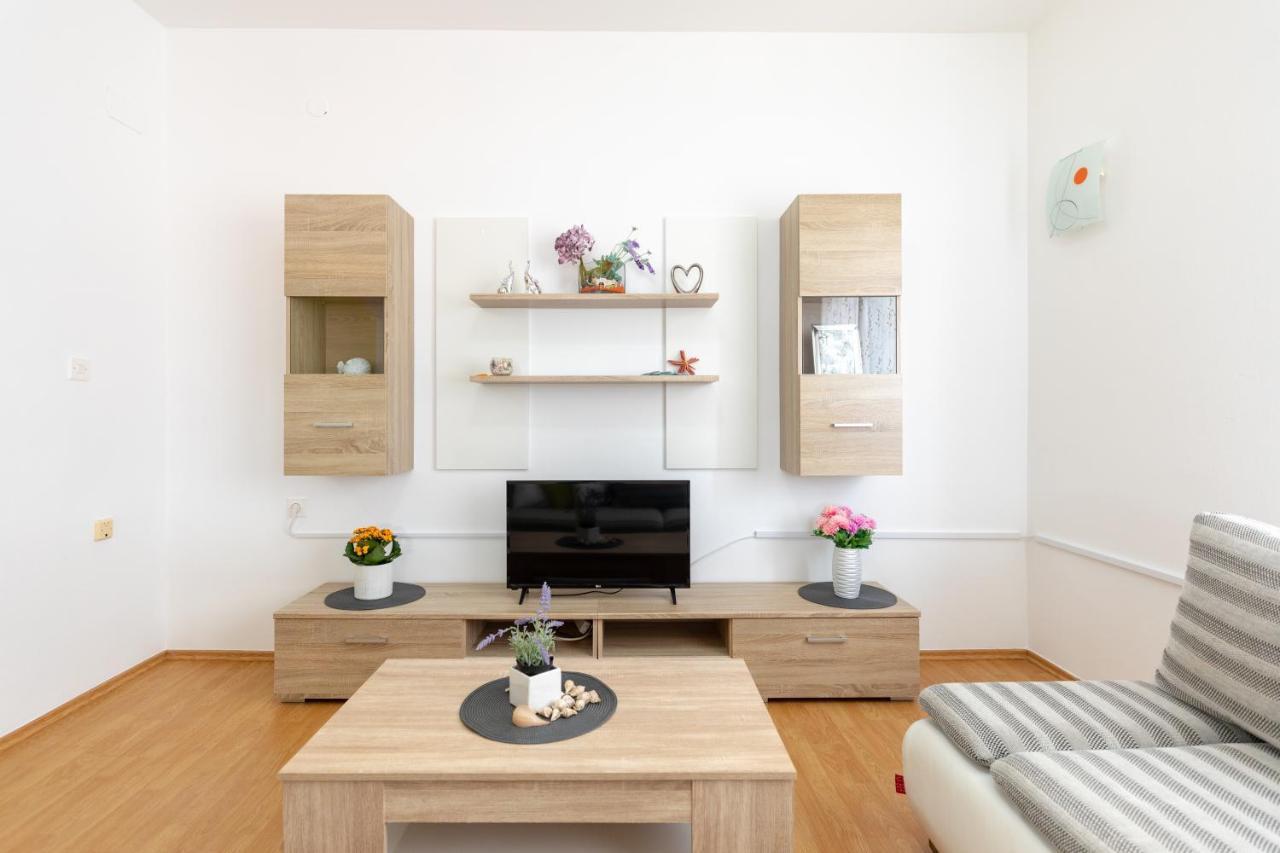 Apartments Villa Maja Rogoznica  Eksteriør billede