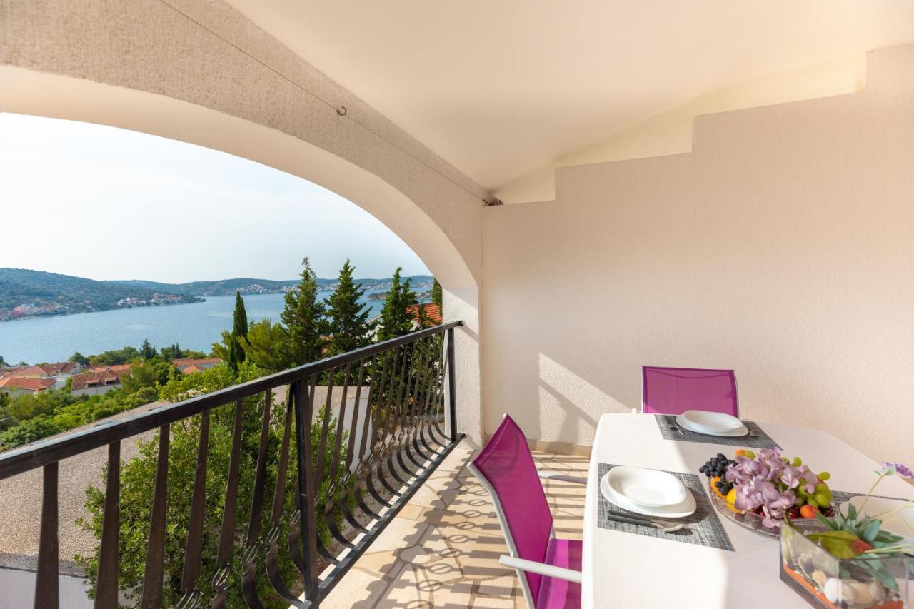 Apartments Villa Maja Rogoznica  Eksteriør billede