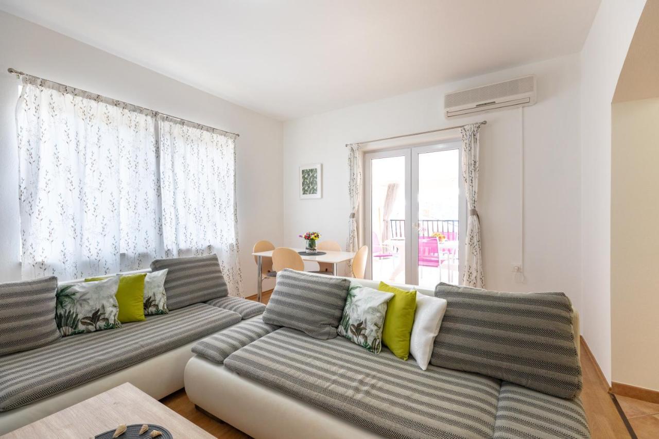 Apartments Villa Maja Rogoznica  Eksteriør billede