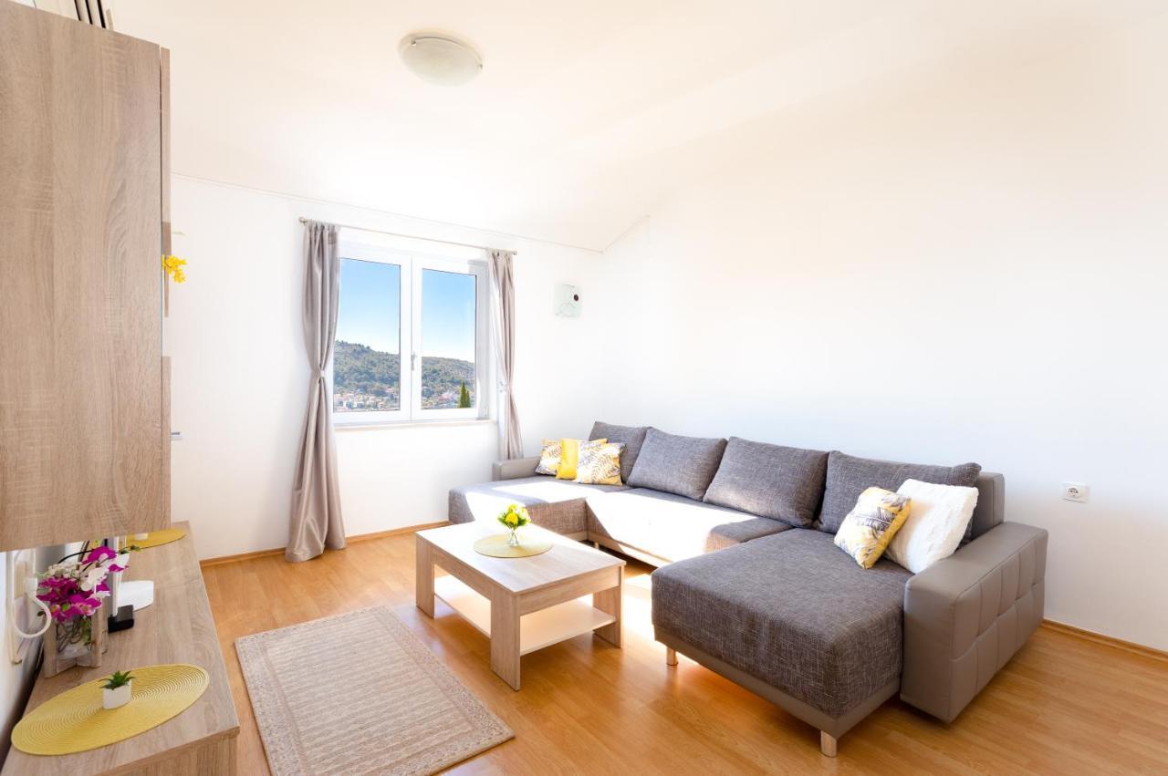 Apartments Villa Maja Rogoznica  Eksteriør billede