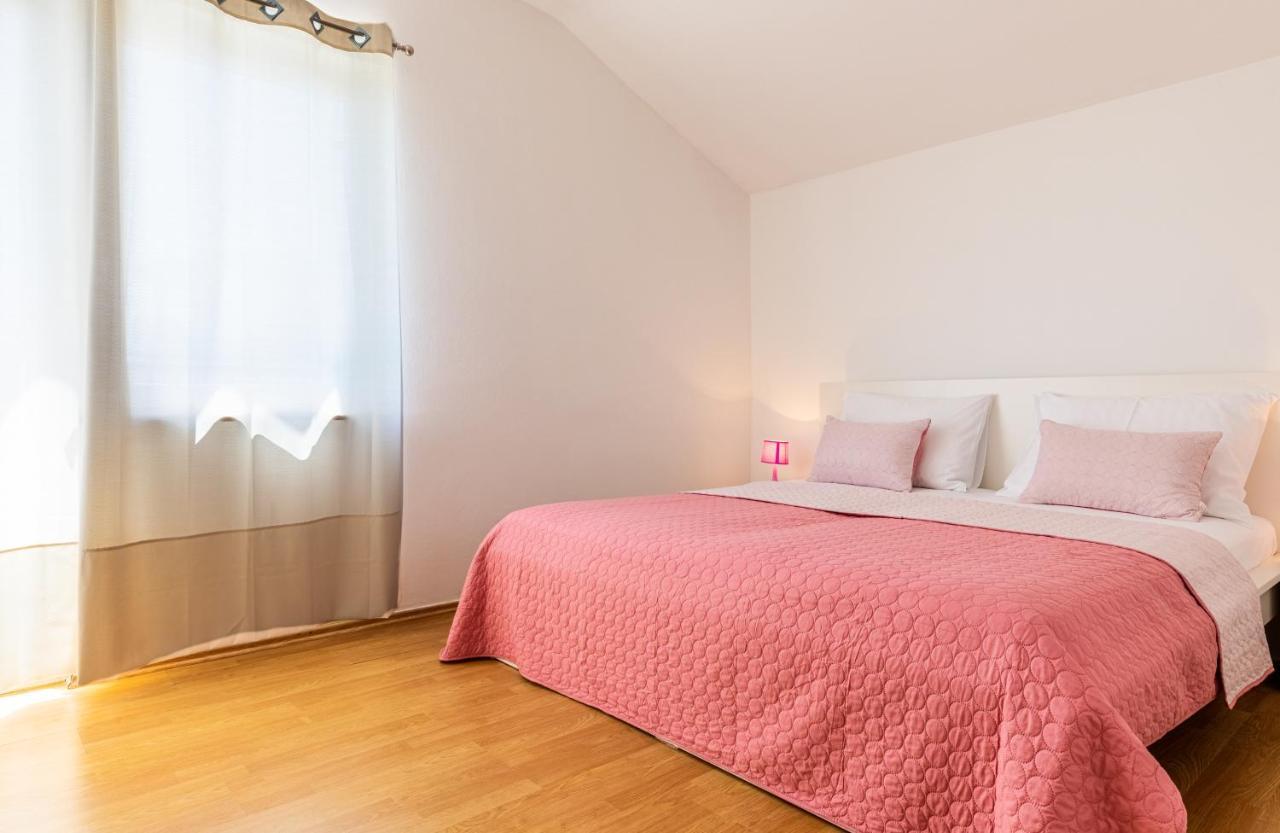 Apartments Villa Maja Rogoznica  Eksteriør billede